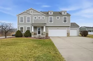 10843 Hillcrest Ln, Dyer, IN 46311 - Photo 1