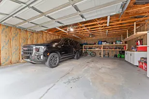 3036 99th St, Highland, IN 46322 - Photo 23