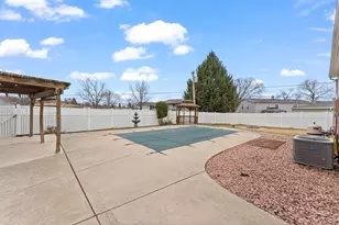 3036 99th St, Highland, IN 46322 - Photo 19