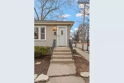 7104 Northcote Avenue, Hammond, IN 46324 - Photo 3