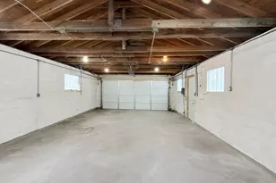 3940 Marshall St, Gary, IN 46408 - Photo 9