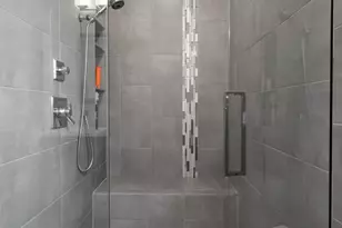 3911 Crown Dr, Valparaiso, IN 46383 - Photo 17