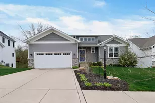 3911 Crown Dr, Valparaiso, IN 46383 - Photo 1