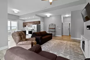 3911 Crown Dr, Valparaiso, IN 46383 - Photo 25