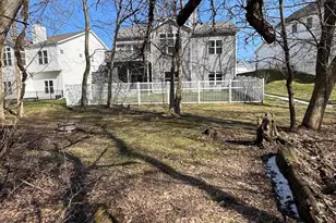 3911 Crown Dr, Valparaiso, IN 46383 - Photo 39