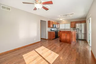 1399 Rowley St, Valparaiso, IN 46385 - Photo 7