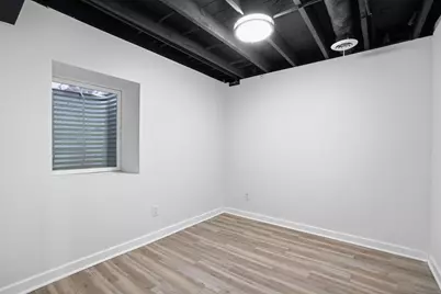 2407 W 78th Avenue, Merrillville, IN 46410 - Photo 21