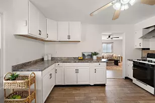 6639 Ohio Ave, Hammond, IN 46323 - Photo 9