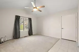 911 Westminster Ln, Munster, IN 46321 - Photo 17