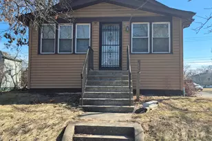 395 Porter St, Gary, IN 46406 - Photo 1