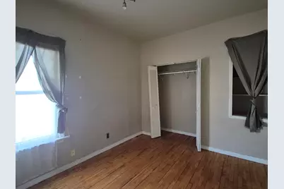 395 Porter Street, Gary, IN 46406 - Photo 7