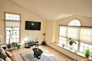 1518 W 96th Pl, Crown Point, IN 46307 - Photo 5