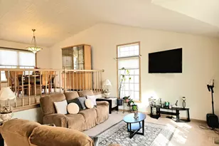 1518 W 96th Pl, Crown Point, IN 46307 - Photo 13