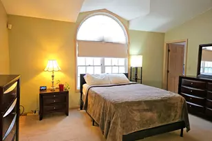 1518 W 96th Pl, Crown Point, IN 46307 - Photo 17