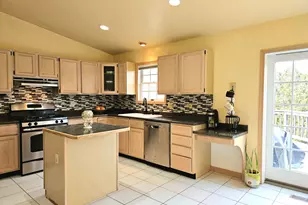 1518 W 96th Pl, Crown Point, IN 46307 - Photo 7