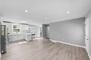 864 Ohio St, Gary, IN 46402 - Photo 3