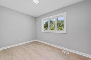 864 Ohio St, Gary, IN 46402 - Photo 9