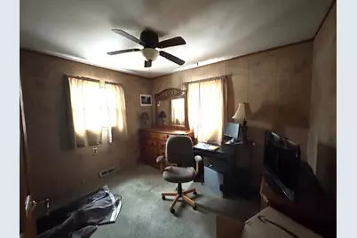 10120 E 200 N, Grovertown, IN 46531 - Photo 11