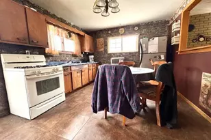 10120 E 200 N, Grovertown, IN 46531 - Photo 5