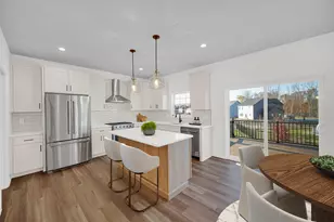 2152 Redwood Ln, Chesterton, IN 46304 - Photo 9