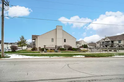 3603 Timberbridge Drive #E, Valparaiso, IN 46383 - Photo 21