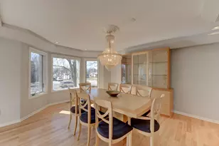 10327 Sandy Ln, Munster, IN 46321 - Photo 5