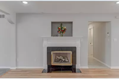 10327 Sandy Lane, Munster, IN 46321 - Photo 9