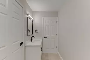 10327 Sandy Ln, Munster, IN 46321 - Photo 23