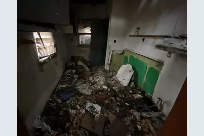 880 Gerry Street, Gary, IN 46406 - Photo 9