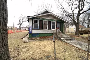 880 Gerry St, Gary, IN 46406 - Photo 1