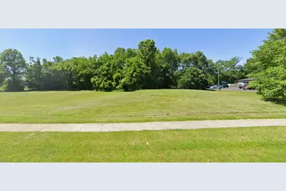 123 & 127 Venturi Drive, Chesterton, IN 46304 - Photo 1