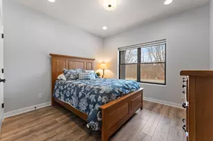 1651 Frst Rdg Dr, Valparaiso, IN 46385 - Photo 21