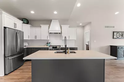 1651 Forest Ridge Drive, Valparaiso, IN 46385 - Photo 9