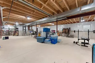 1651 Frst Rdg Dr, Valparaiso, IN 46385 - Photo 31