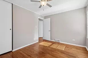 8941 Ohio Pl, Highland, IN 46322 - Photo 21