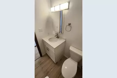 2218 Yorktowne Drive, Valparaiso, IN 46383 - Photo 11