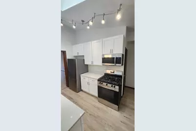 2218 Yorktowne Drive, Valparaiso, IN 46383 - Photo 9