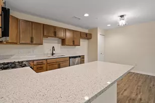 2034 W 75th Pl, Merrillville, IN 46410 - Photo 11