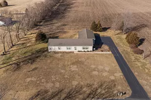 4492 W 800 N, Rensselaer, IN 47978 - Photo 3