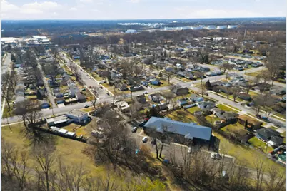 706 W Lake Street, Griffith, IN 46319 - Photo 29