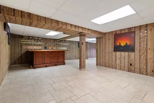 410 W 52nd Pl, Merrillville, IN 46410 - Photo 23