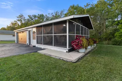 410 W 52nd Place, Merrillville, IN 46410 - Photo 5