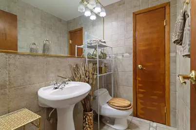 410 W 52nd Place, Merrillville, IN 46410 - Photo 21