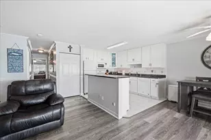 8125 Lake Shore Dr, Cedar Lake, IN 46303 - Photo 9