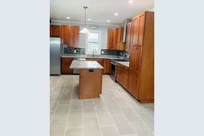 124 E 10th Street, Michigan City, IN 46360 - Photo 9