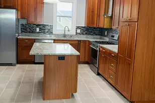 124 E 10th St, Michigan City, IN 46360 - Photo 9