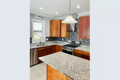 124 E 10th Street, Michigan City, IN 46360 - Photo 11