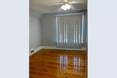 124 E 10th Street, Michigan City, IN 46360 - Photo 25