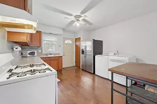 1220-1222 Park Ave, Chesterton, IN 46304 - Photo 9