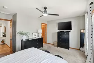 414 17th St SE, Demotte, IN 46310 - Photo 13